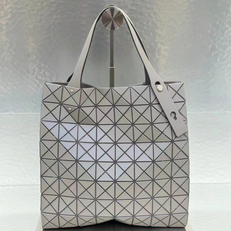 Women's Limited Rhombus Stylish Lightweight Portable Large Shoulder Bags