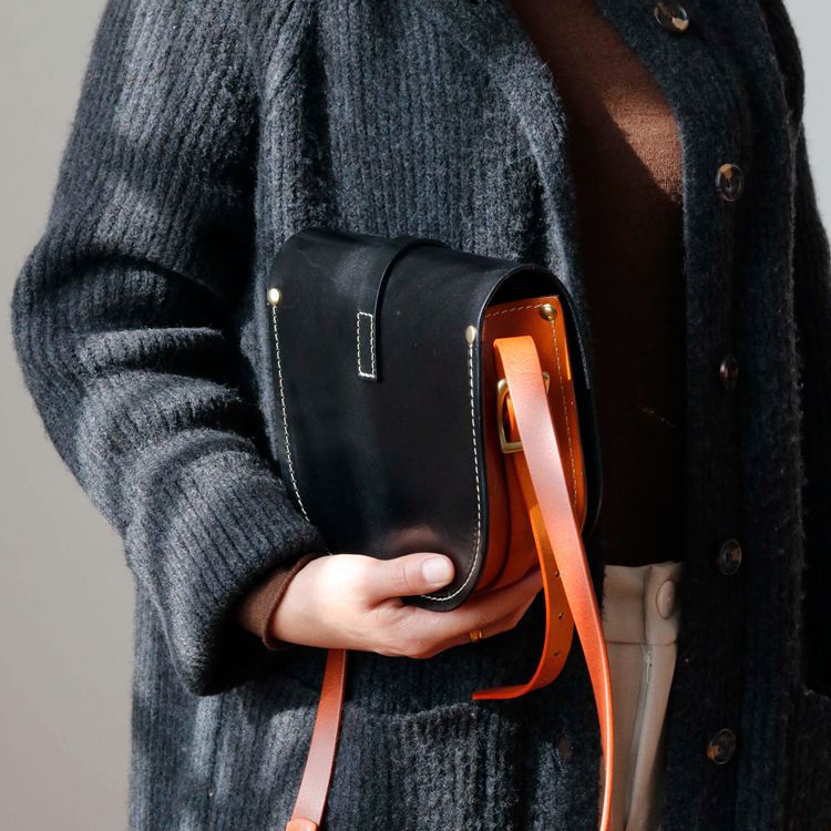 Women's Batch Retro Saddle Genuine Leather Fashion Crossbody Bags