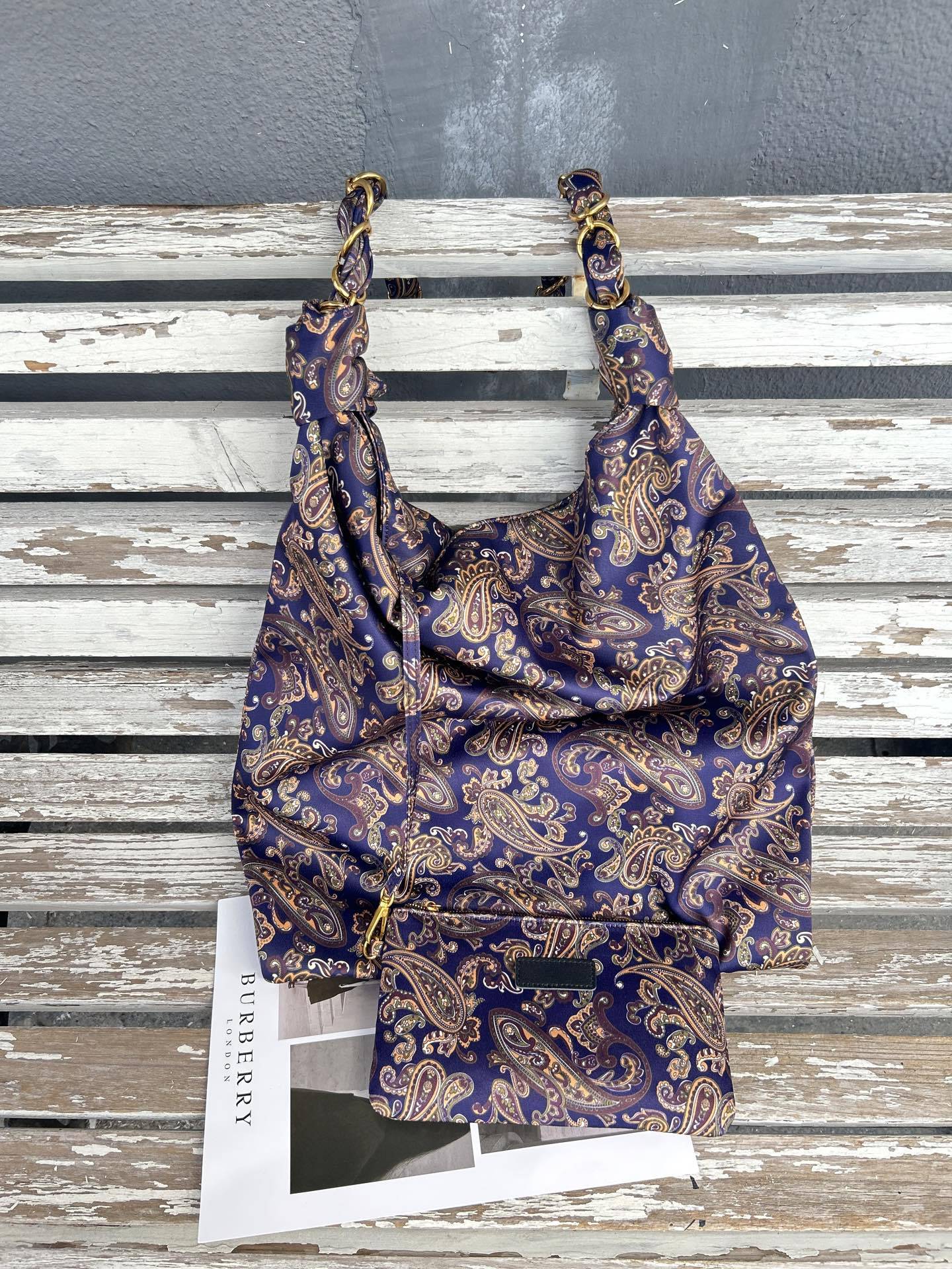 Women's Imported Silk Polyester Fabric Retro Large Shoulder Bags