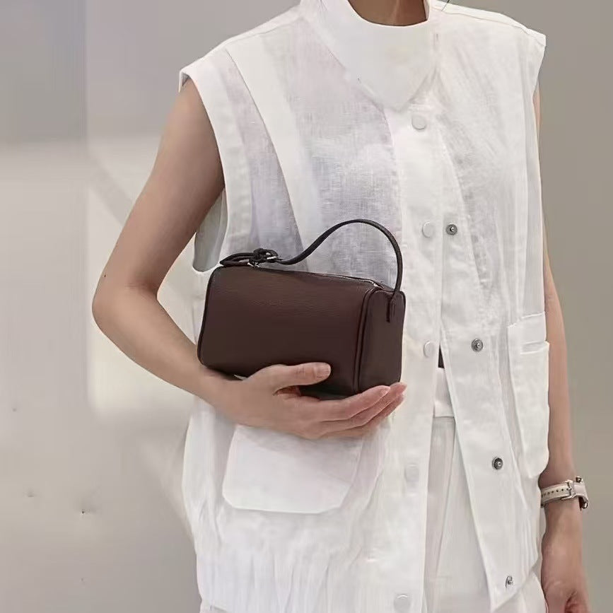 Versatile Retro Simple High Sense Hand Handbags