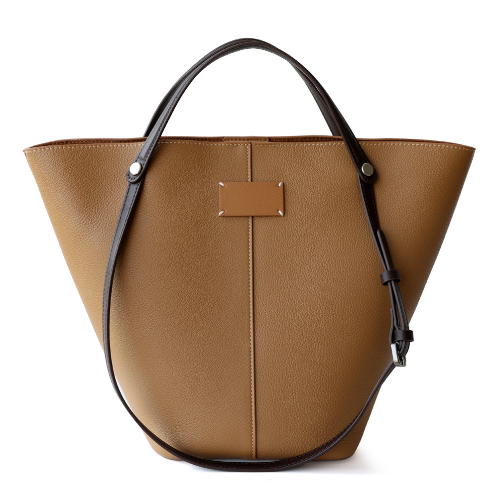 Retro Cowhide Large Capacity Popular Commuter Shoulder Bags