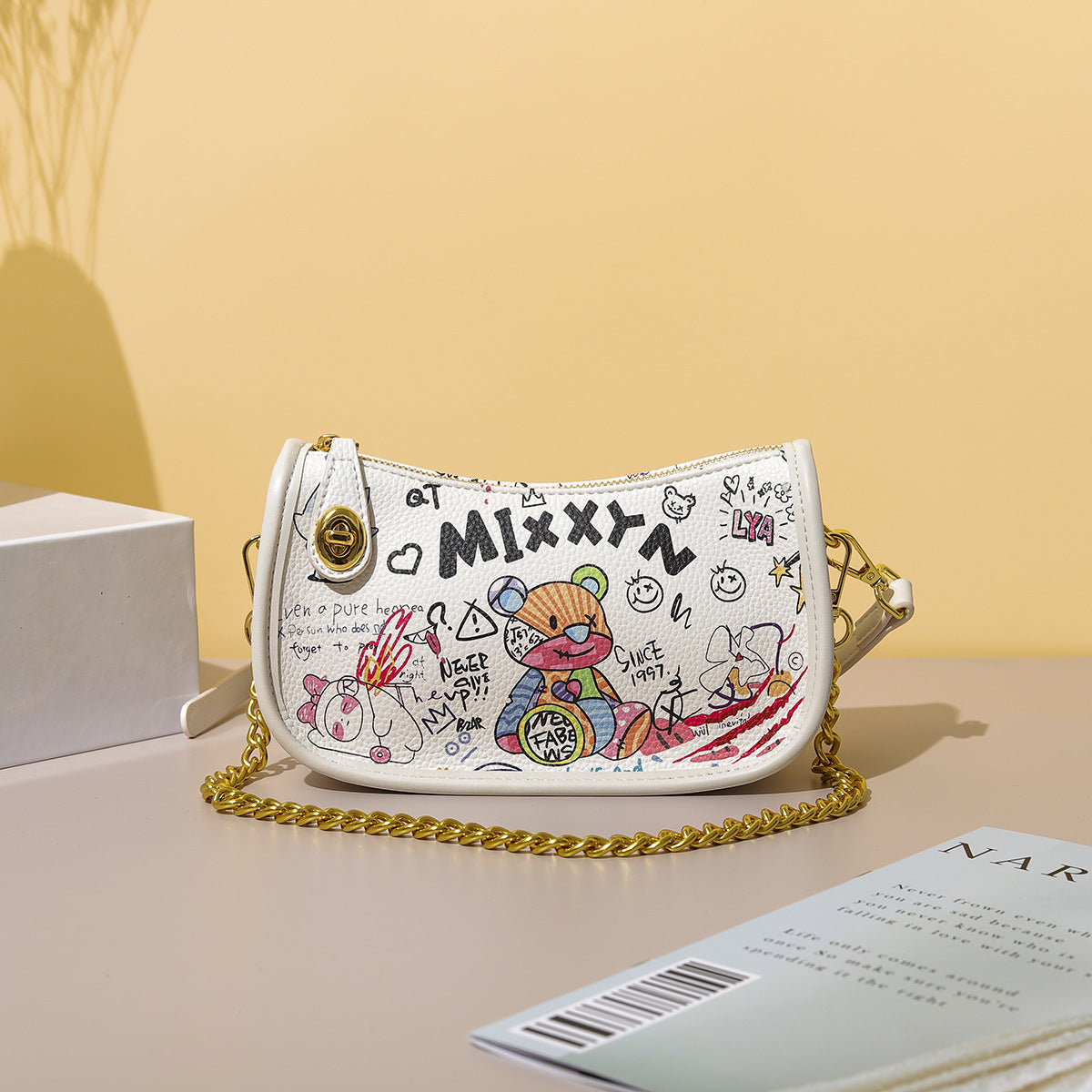 Women's Iti Simple Round Bear Letter Vegetable Crossbody Bags