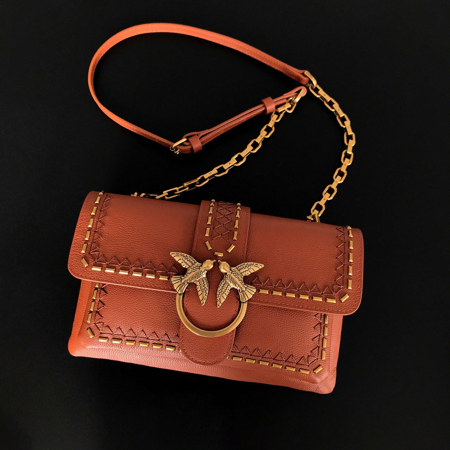 Women's First Layer Cowhide Rivet Saddle Swallow Bags