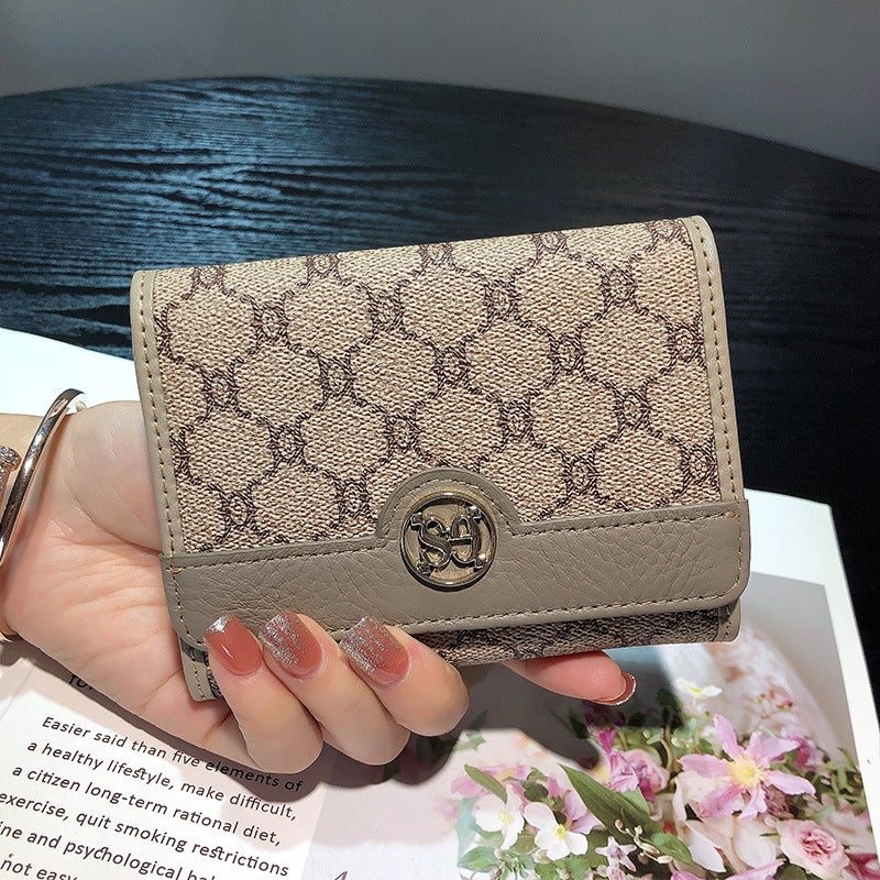 Women's Short Genuine Leather Large Capacity Cowhide Ladies Wallets
