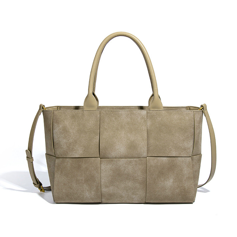 Beautiful Glamorous Hand-woven Large Capacity Portable Bags