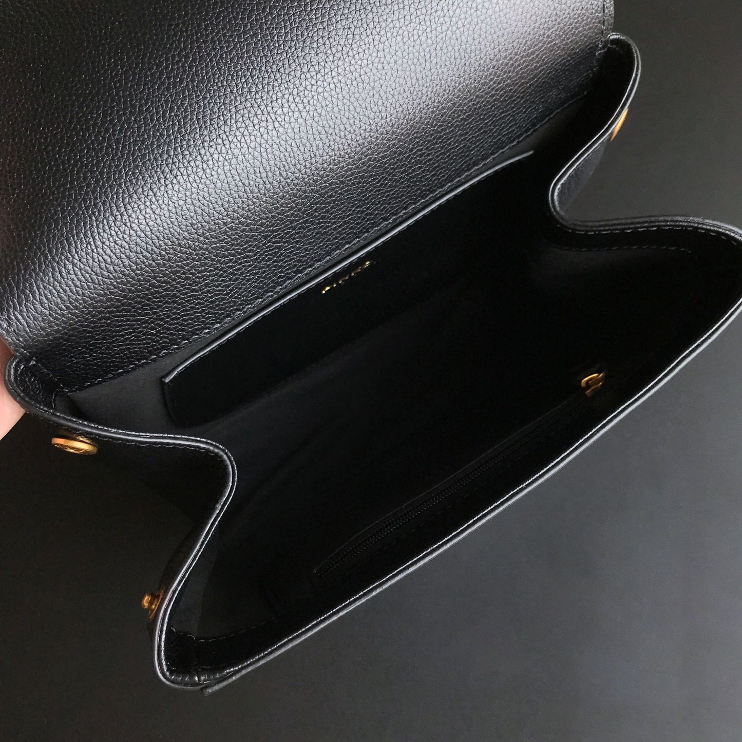 Women's First Layer Cowhide Rivet Saddle Swallow Bags