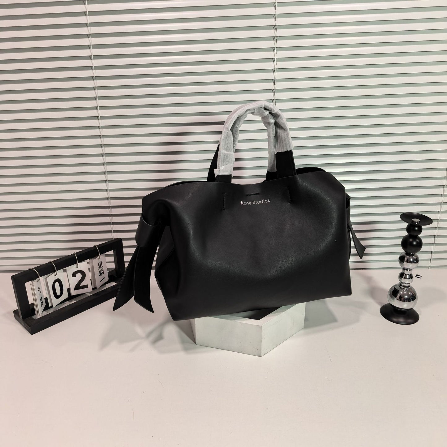 Women's Swedish Niche Genuine Leather Simple Bow Handbags