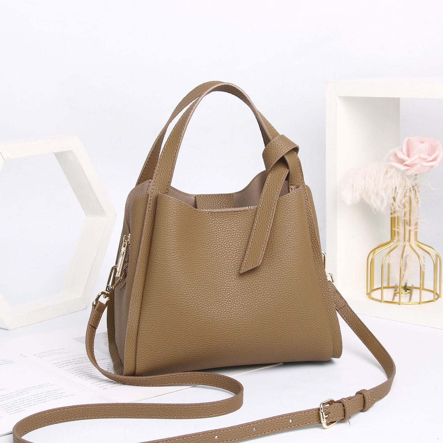 Women's Glamorous New Genuine Leather Commuter Crossbody Bags