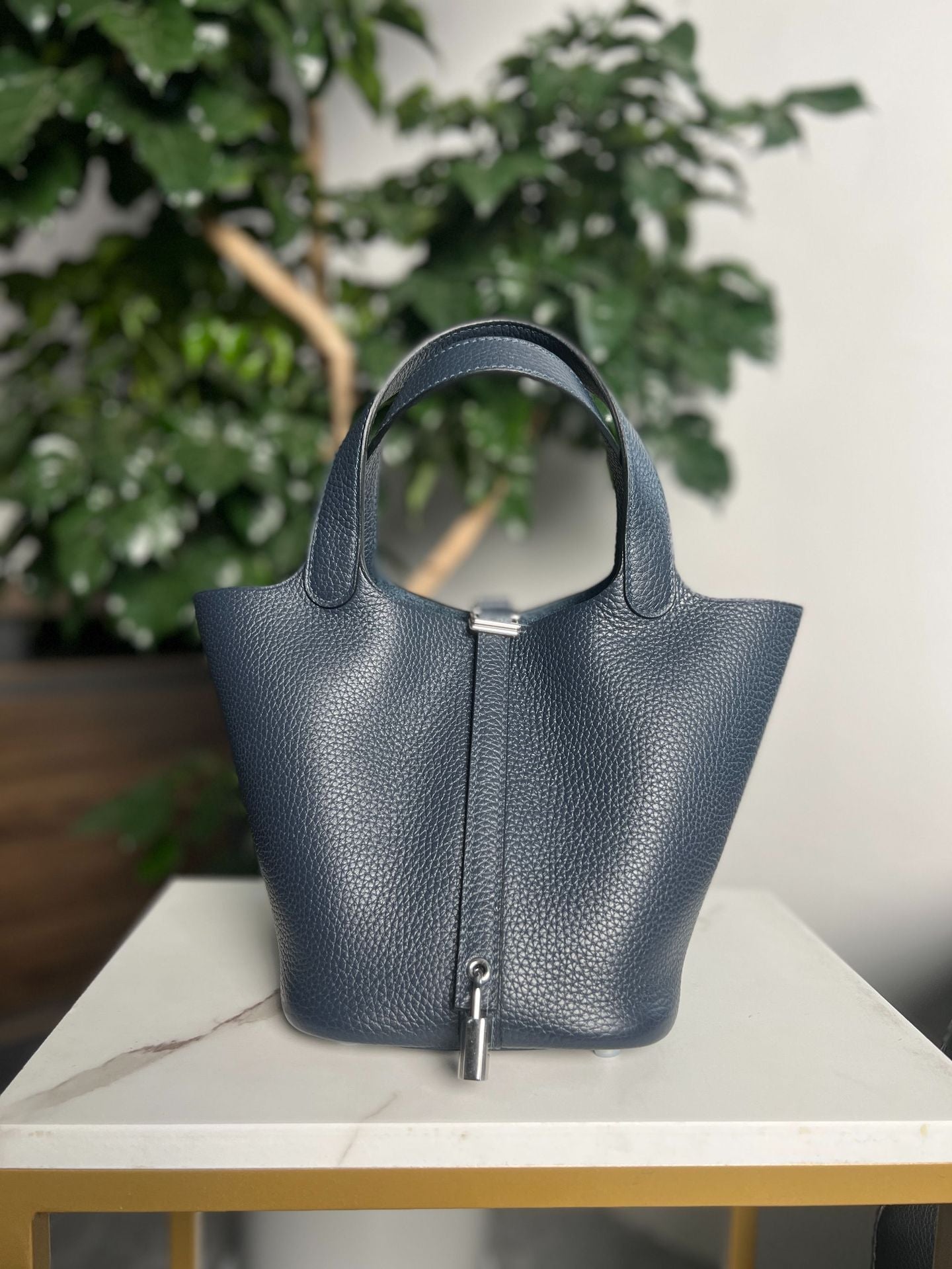 Women's Vegetable Basket Imported Leather Genuine Cattlehide Surface Handbags