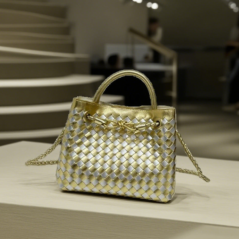Stylish Glamorous Fashion Handmade Woven Commuting Handbags