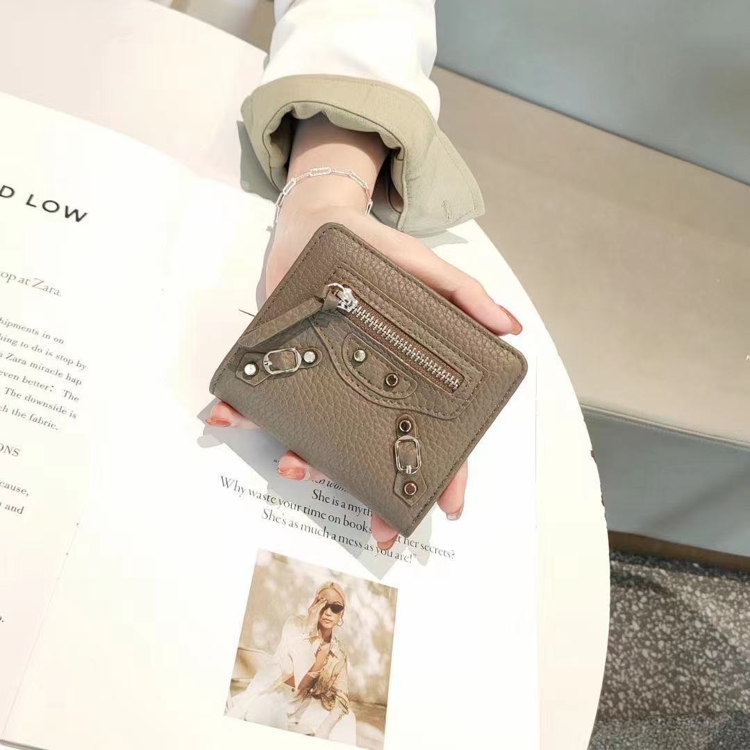 Women's Trend Short Thin Soft Leather Clamp Ladies Wallets