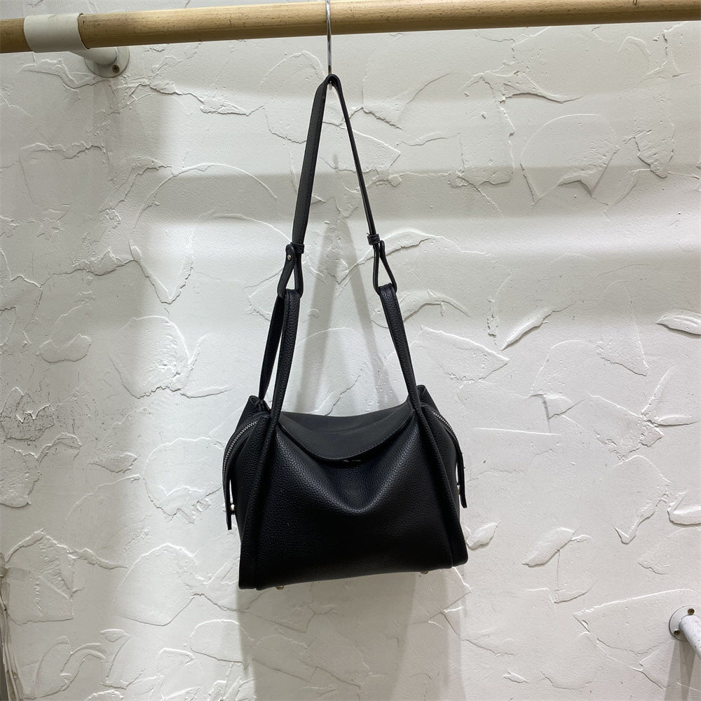 Trendy Fashionable Stylish Fashion Underarm Retro Bags