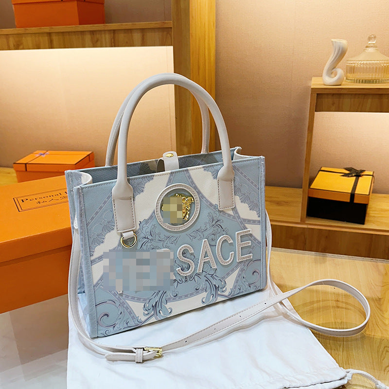 Women's Stylish Trendy Large Capacity Portable Bags