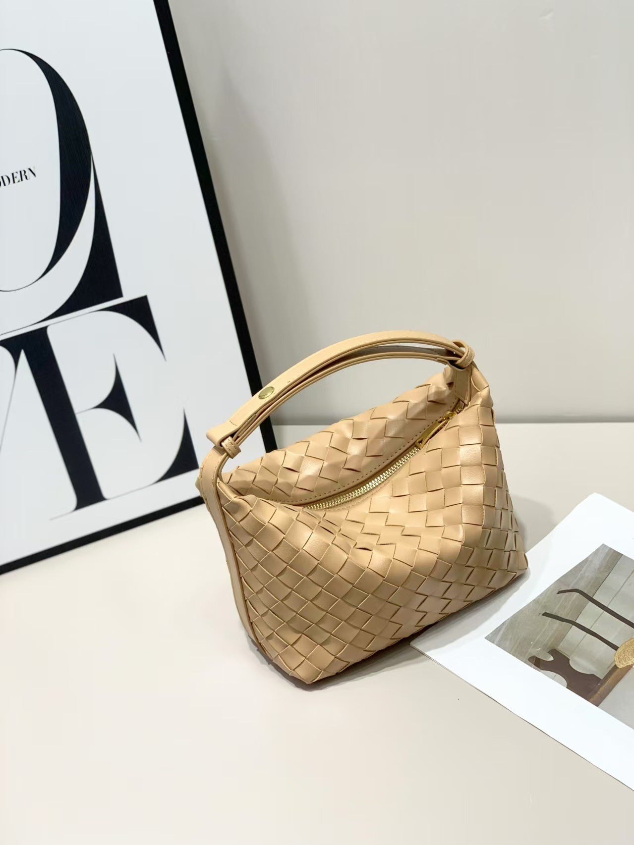 Women's Western Style Fashion Woven Retro Trend Handbags