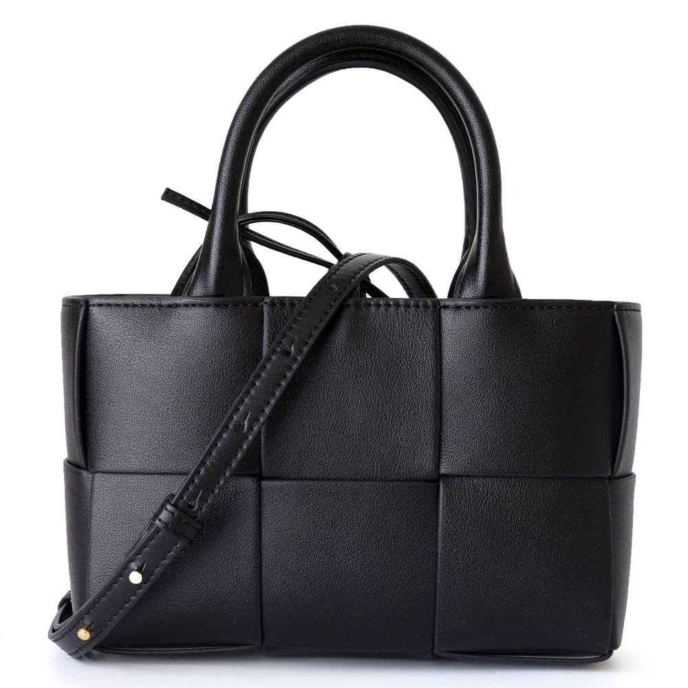 Women's Niche Large Capacity Authentic Leather Weave Simple Handbags