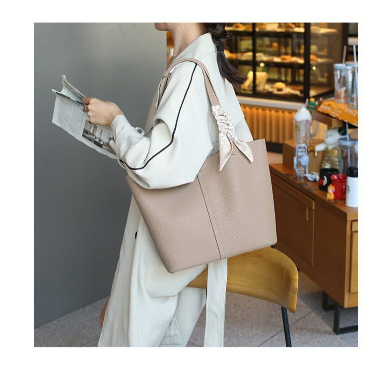 Women's Leather Large Capacity Slanting Hanging Simple Crossbody Bags