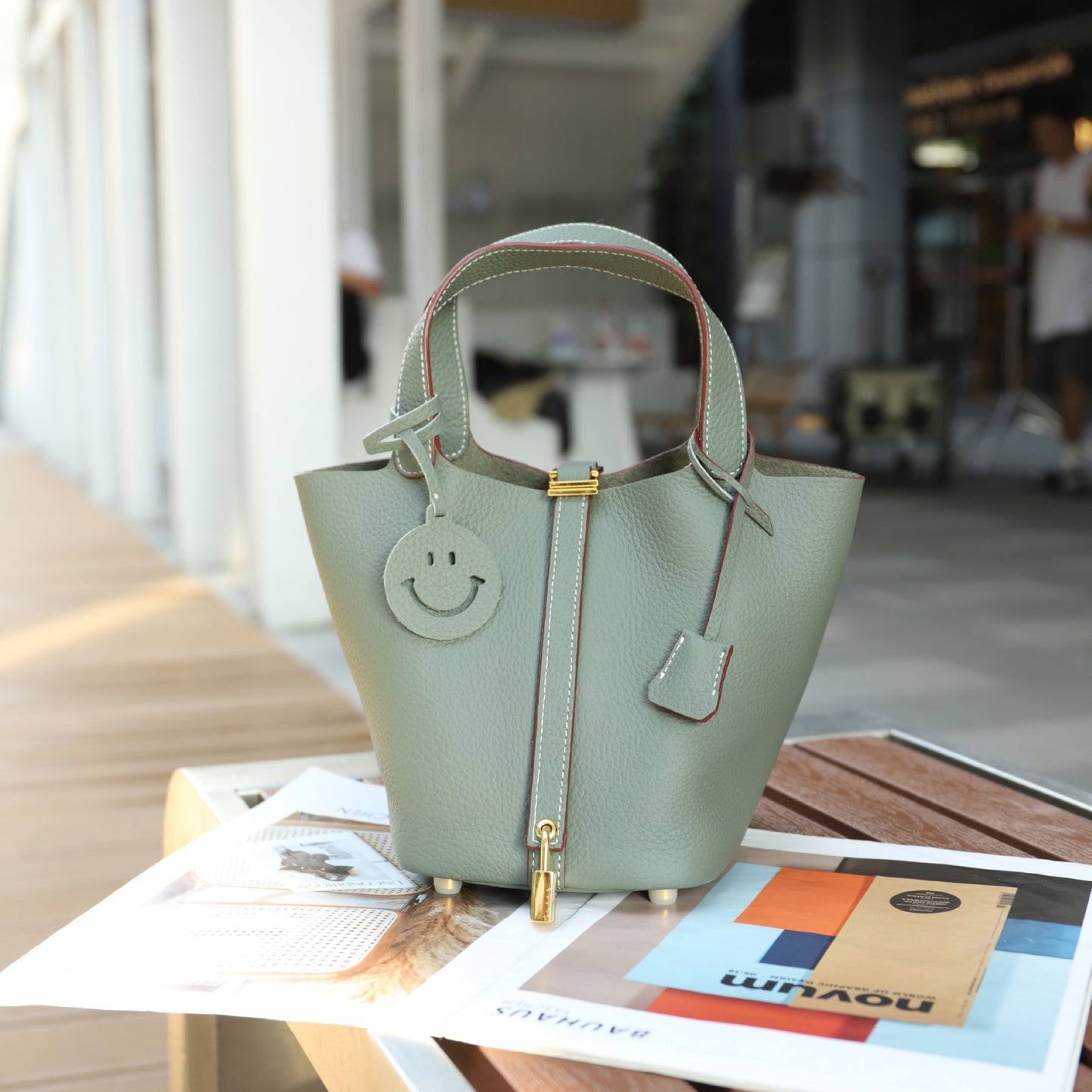 Women's First Layer Cowhide Leather Tide Match Handbags