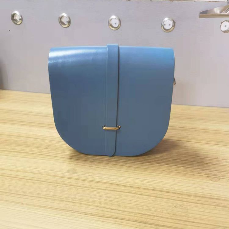Women's Batch Retro Saddle Genuine Leather Fashion Crossbody Bags