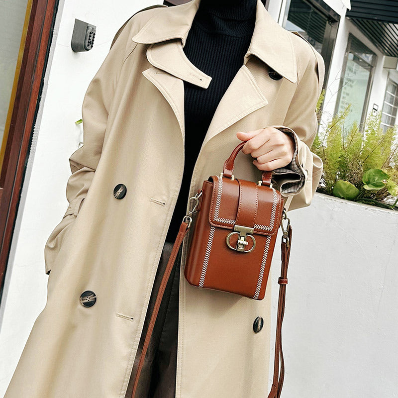 Women's Leather High-grade Retro Versatile Niche Crossbody Bags