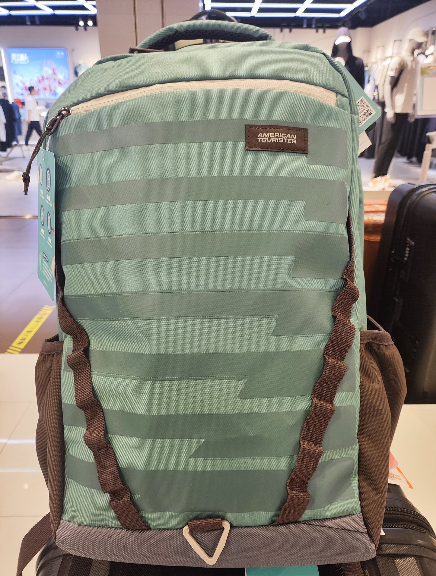 American Large Capacity Super Lightweight Overseas Backpacks