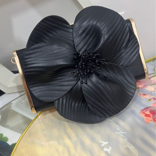 Women's French Style Petal Flower Box Single Chain Crossbody Bags