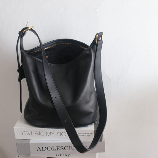 Women's Lightweight Soft Leather Simple First Layer Shoulder Bags