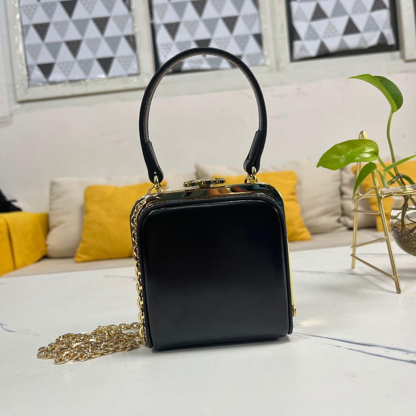 Women's Arc Underarm Dinner Chain Portable Genuine Handbags