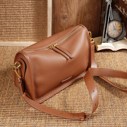 Women's Cowhide Commuter Large Capacity Genuine Leather Retro Simple Crossbody Bags