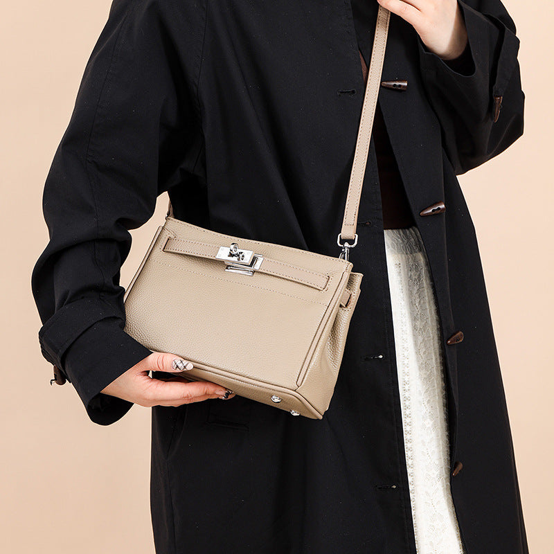 Women's Stylish Large Capacity Simple Underarm High-grade Shoulder Bags