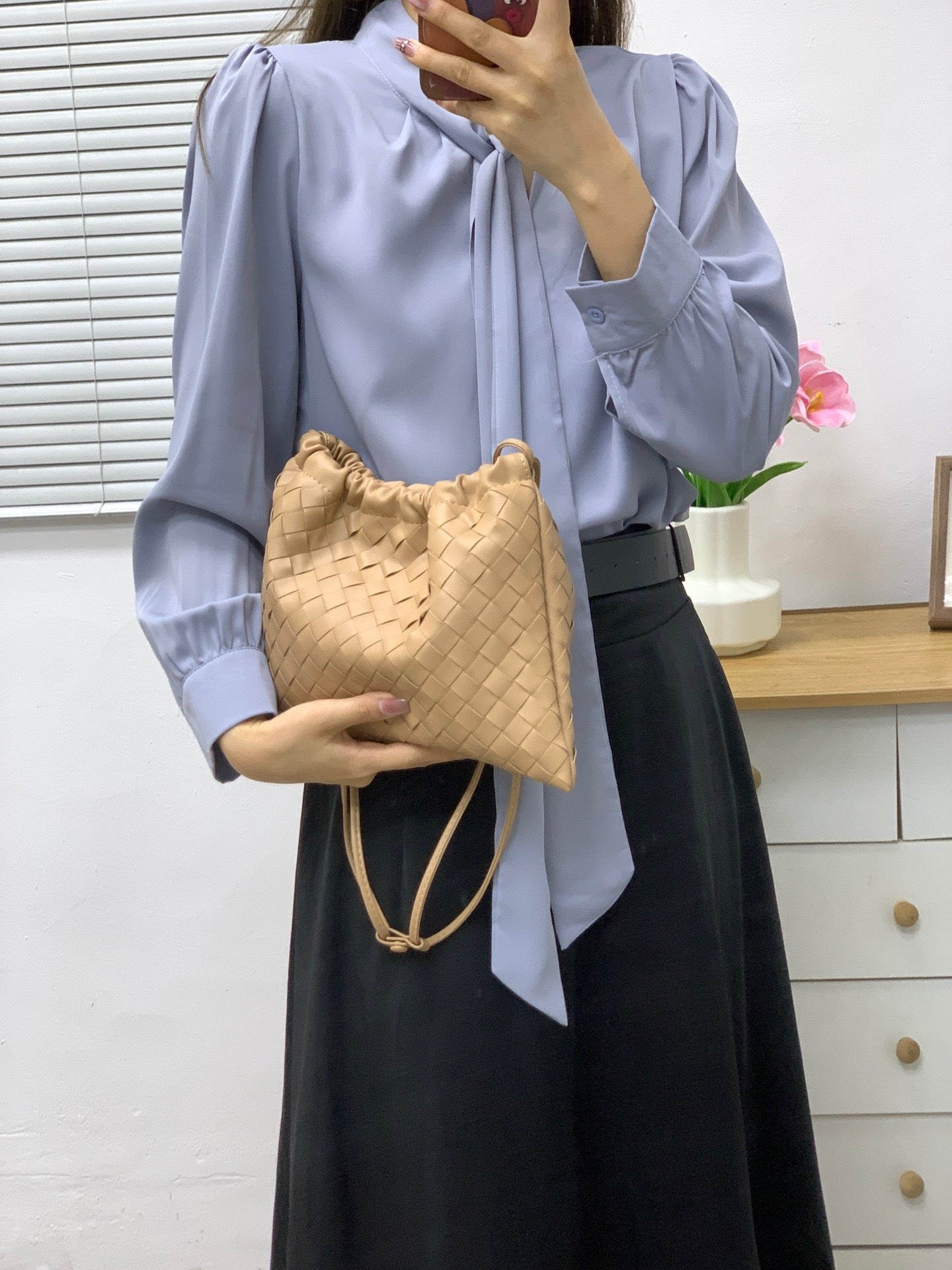 Women's Sheepskin Woven Garbage Clutch Drawstring Lucky Shoulder Bags
