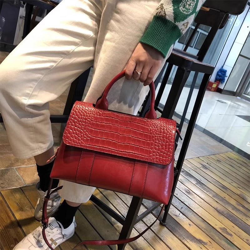 Women's Simple Versatile Large Capacity Elegant Genuine Handbags
