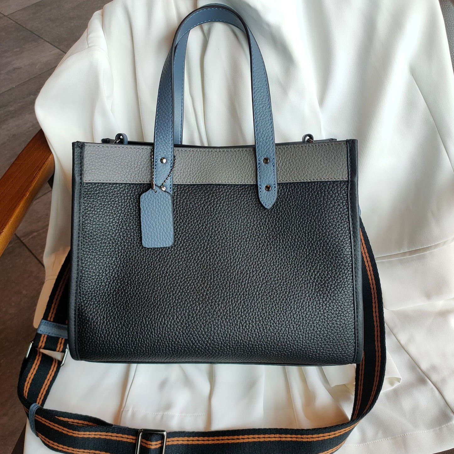 Women's Autumn Design Fashion Hand Holding Wide Shoulder Bags