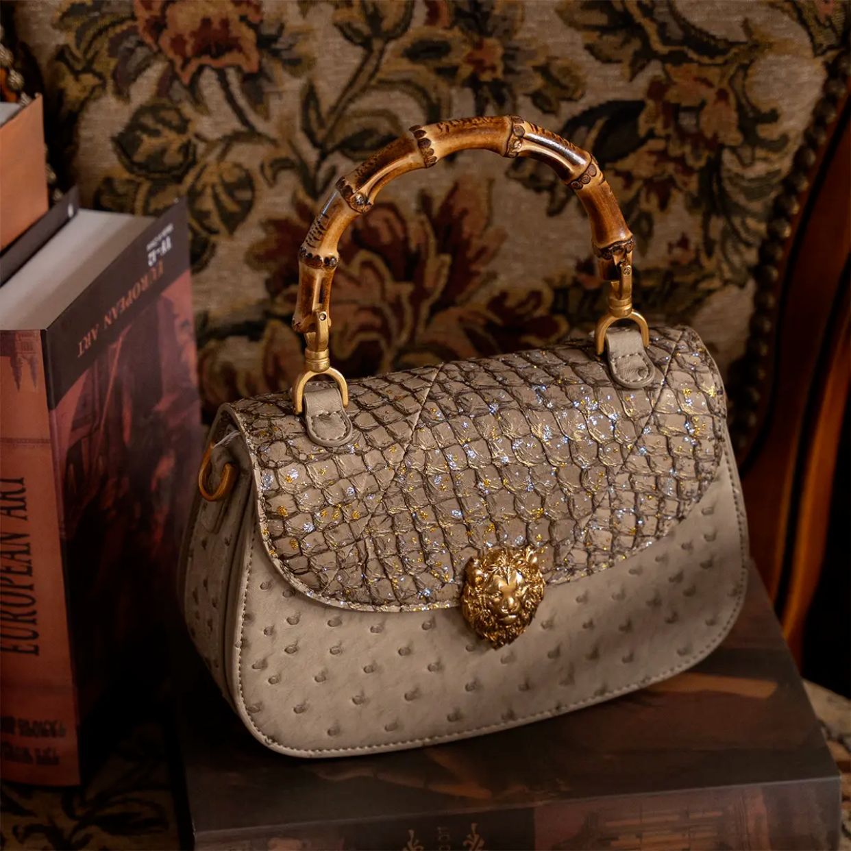 Women's High-grade Retro Leather Bamboo Joint Minority Crossbody Bags