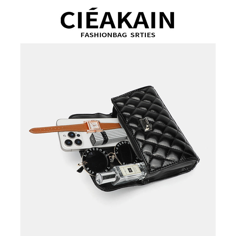 Women's Fashion Chain Classic Style Embroidery Handbags