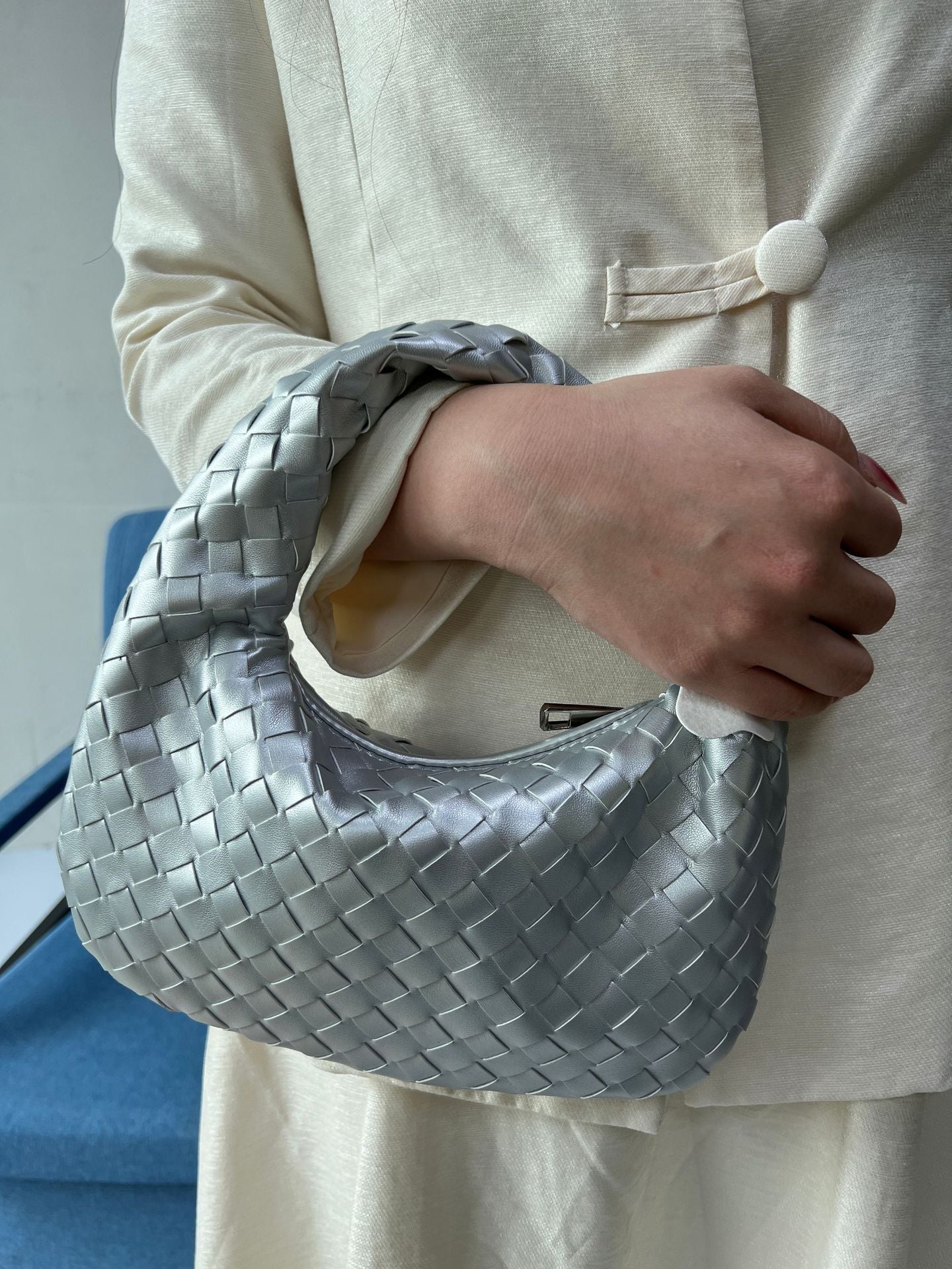 Classic Trendy Cool Hand-woven Horn Portable Handbags