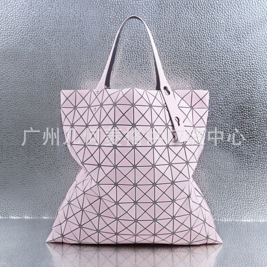 Geometric Diamond Pattern Grid Deformation Portable Shoulder Bags