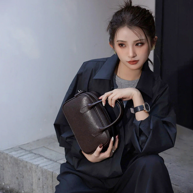 Women's Tanned Leather Cowhide Boston Bowling Retro Black Commuter Handbags