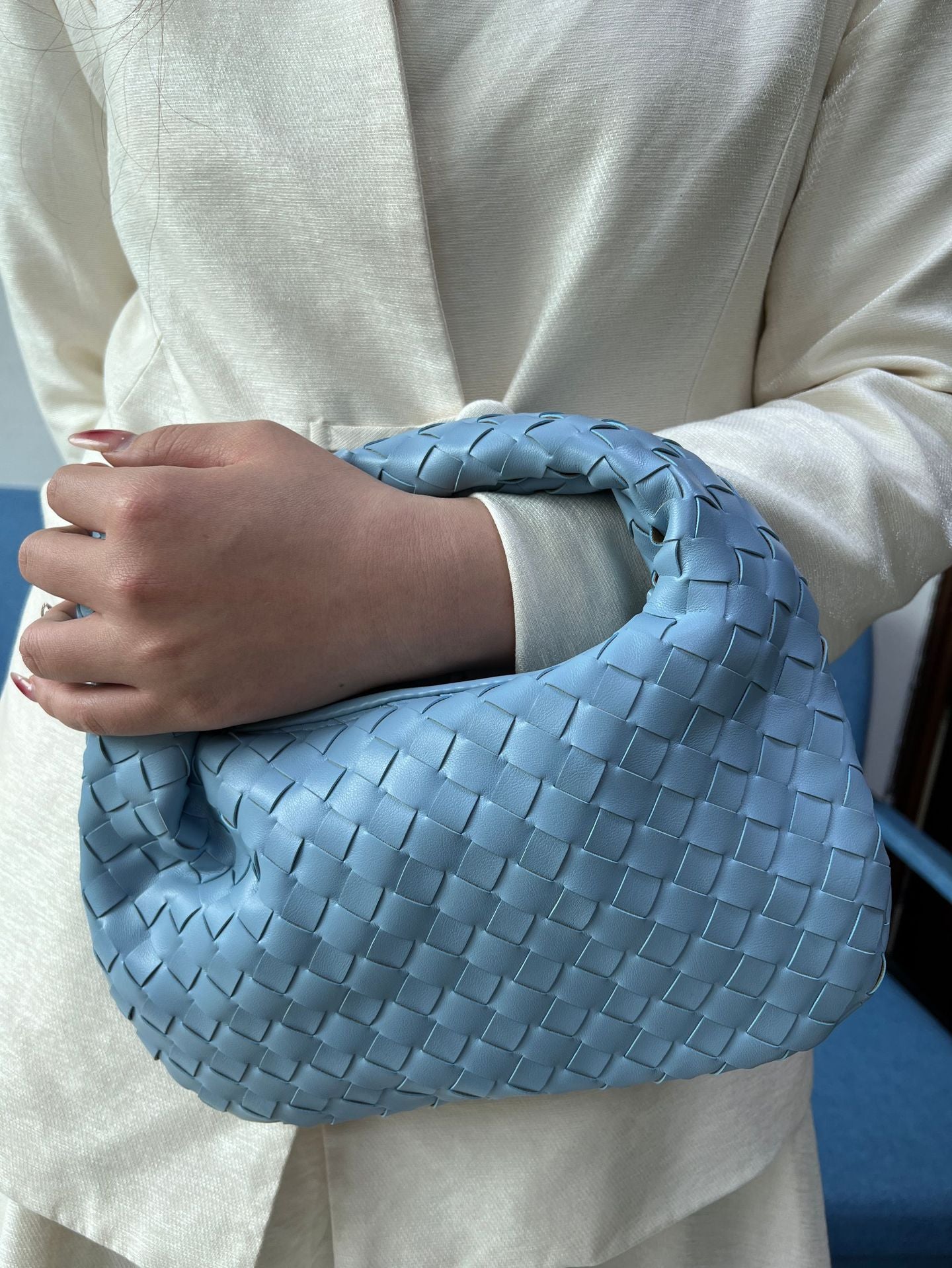 Classic Trendy Cool Hand-woven Horn Portable Handbags