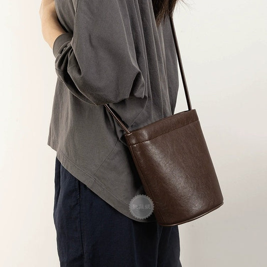 Women's Durable Retro Genuine Leather Simple Crossbody Bags