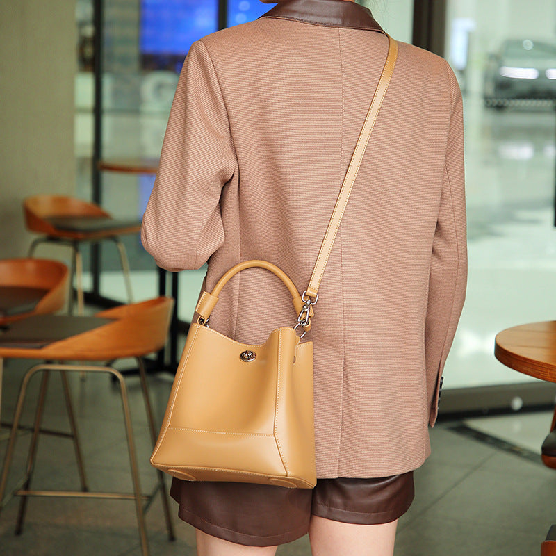 Women's Portable Leather Mother Soft Large Capacity Crossbody Bags