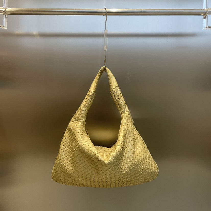 Women's Woven Underarm Portable Large Capacity Totes Bags