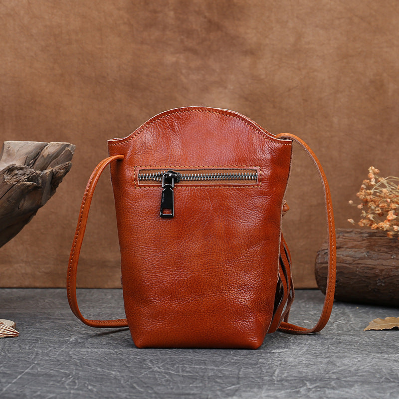 Women's Leather Tassel Retro Mobile First Layer Crossbody Bags