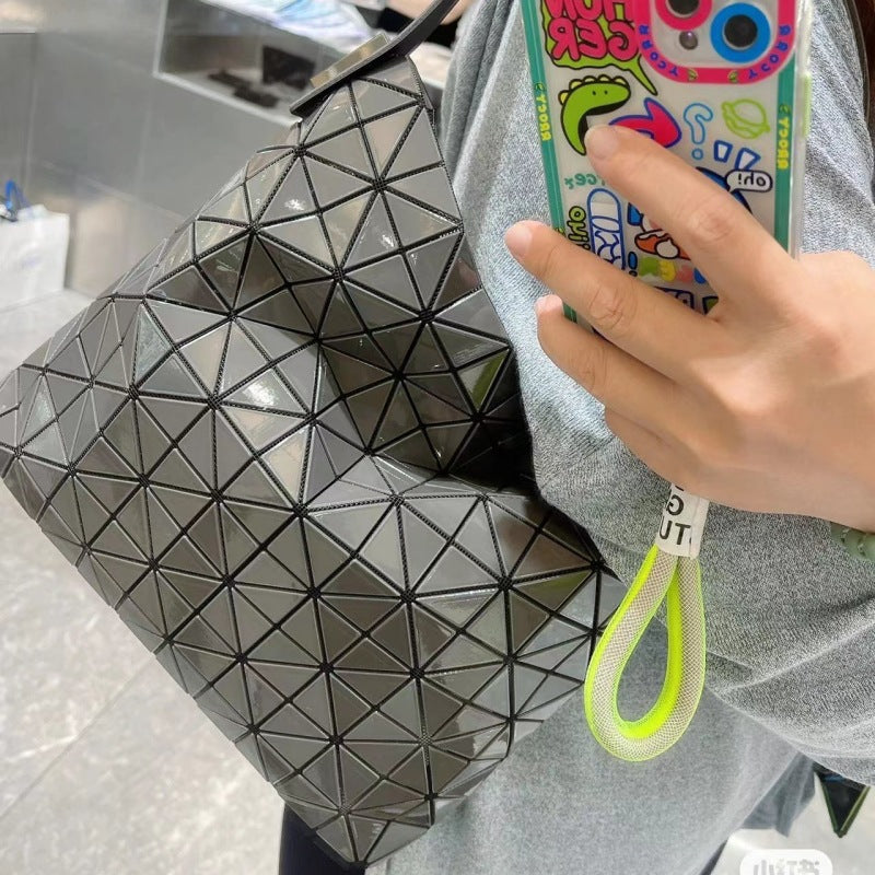 Women's Original Single Geometric Rhombus Baguette Portable Shoulder Bags