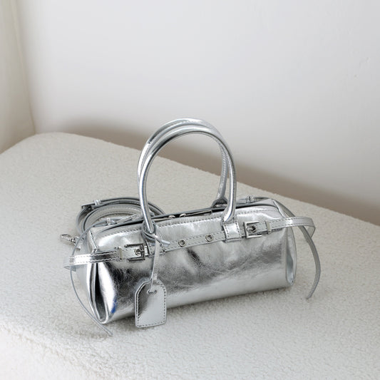 Niche Retro Design Vegetable Tanning Leather Locomotive Style Handbags