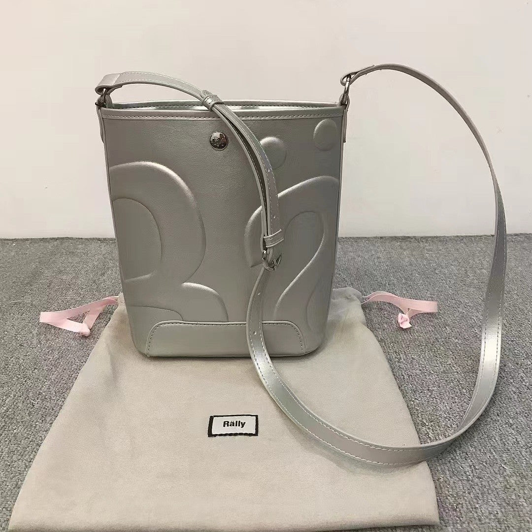 Thailand Letter Embossed Niche Fashion Portable Bucket Bags