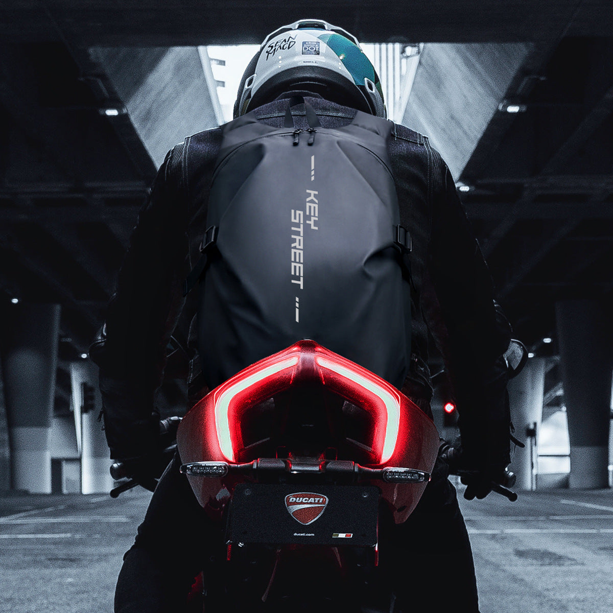 Knight Can Hold Full Face Motorcycle Backpacks