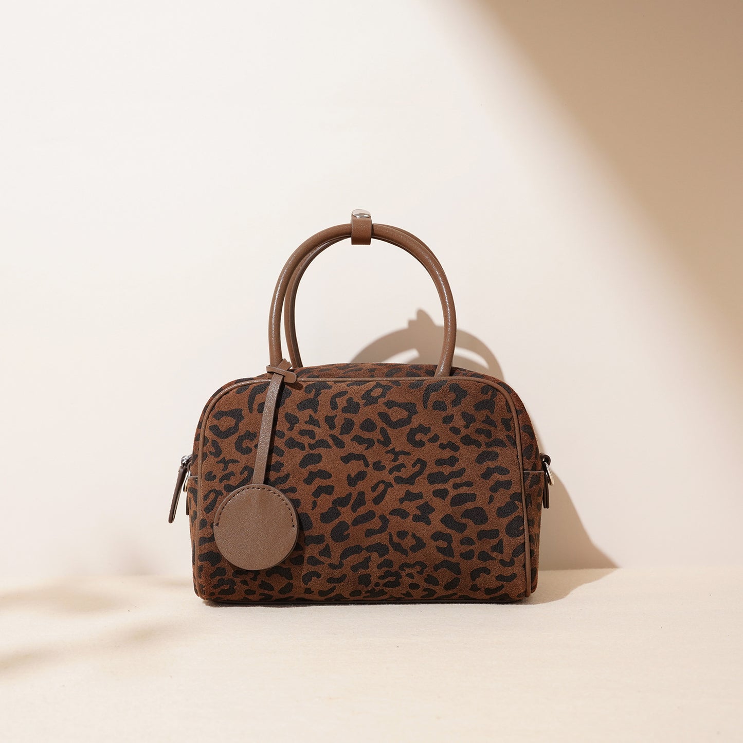 Women's Good-looking Commuter Large Capacity Portable Handbags