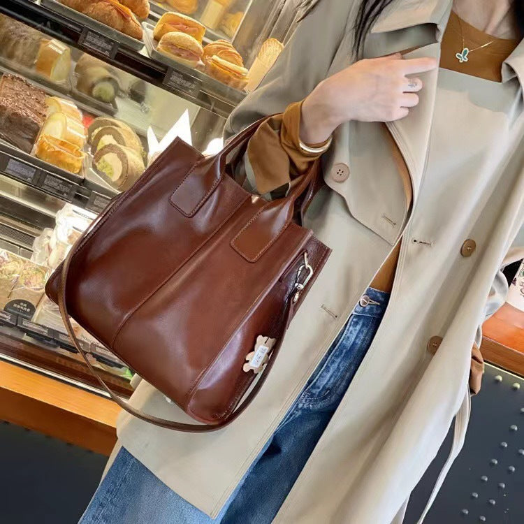 Capacity Fashion Elegant Commuter Genuine Leather Tote Bags