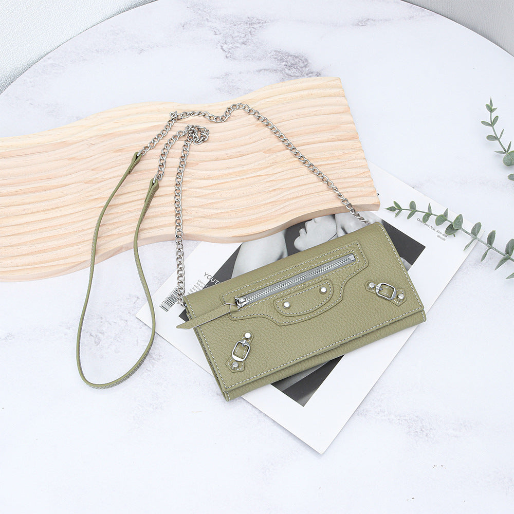 Women's First Layer Cowhide Motorcycle Rivet Chain Light Crossbody Bags