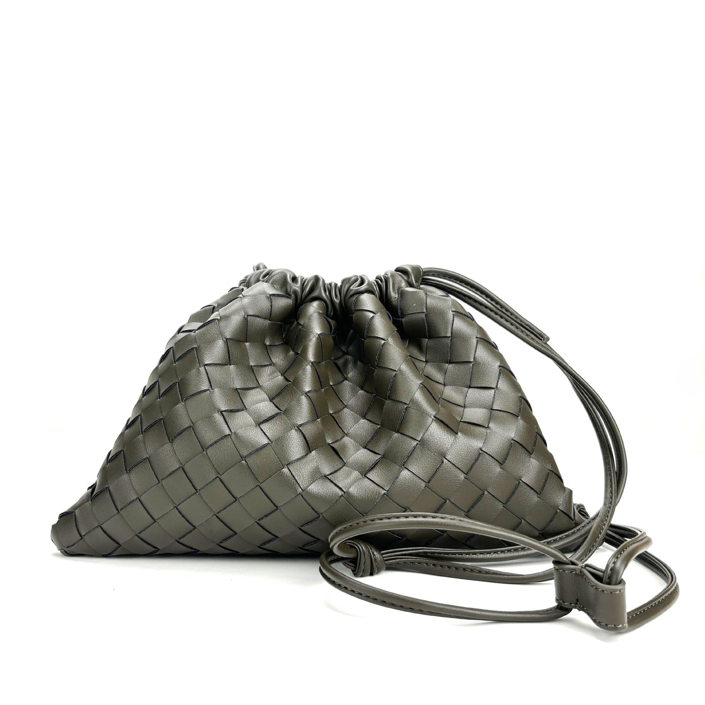 Cattlehide Leather Rhombus Magnetic Snap Drawstring Bundle Woven Crossbody Bags